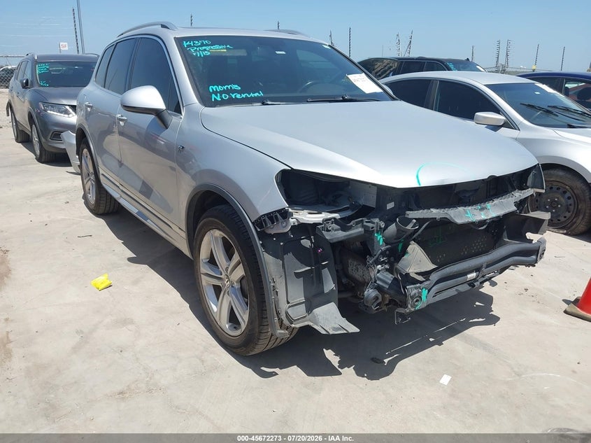 2014 VOLKSWAGEN TOUAREG 3.6L R-LINE | WVGDF9BP6ED003690 | UPCARS