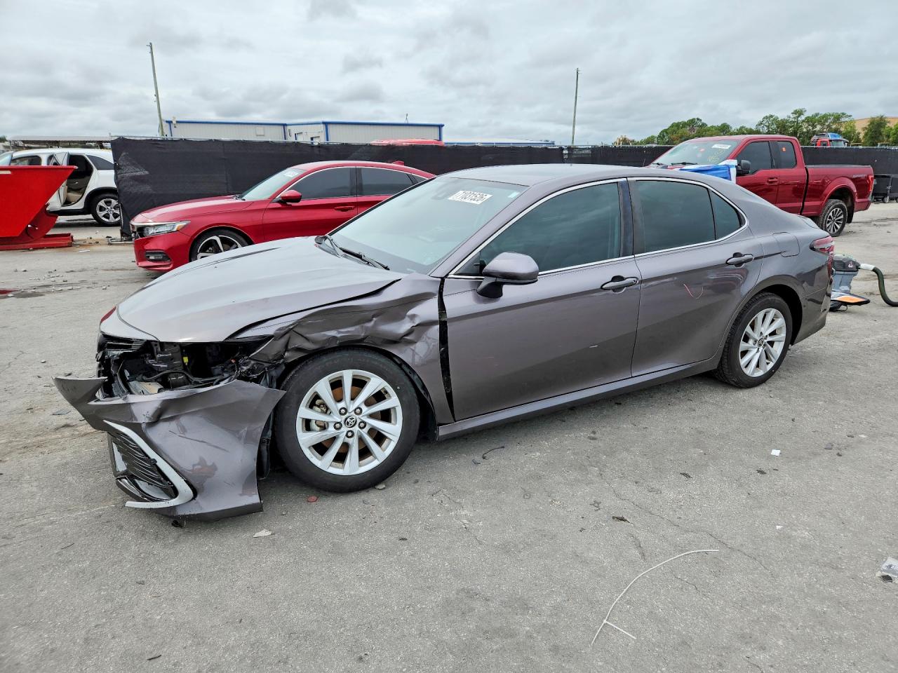 2021 TOYOTA CAMRY LE | 4T1C11AK0MU615948 | UPCARS