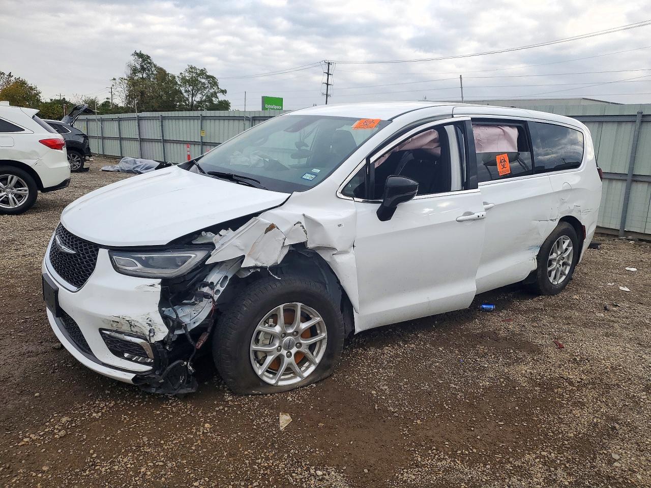 2025 CHRYSLER PACIFICA SELECT | 2C4RC1BG0SR518620 | UPCARS