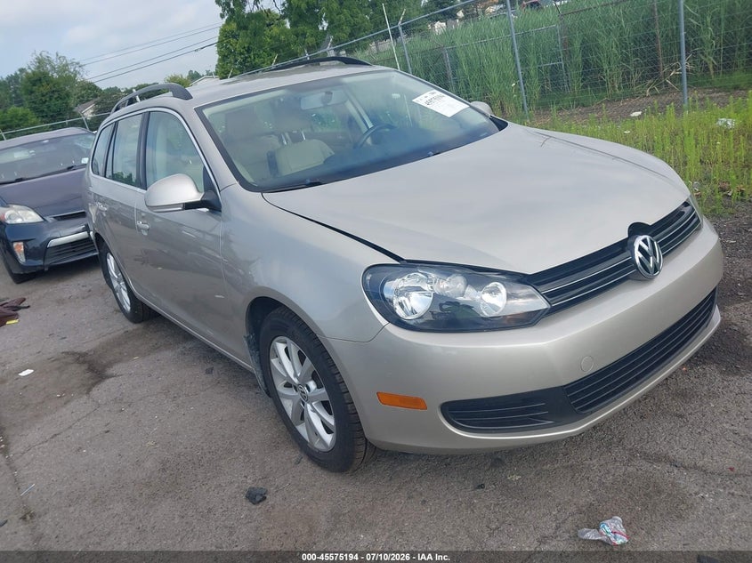 2013 VOLKSWAGEN JETTA SPORTWAGEN 2.5L SE | 3VWPP7AJ0DM696028 | UPCARS
