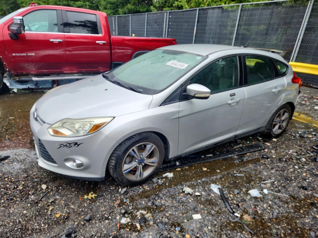 2014 FORD FOCU SE | 1FADP3K2XEL189233 | UPCARS