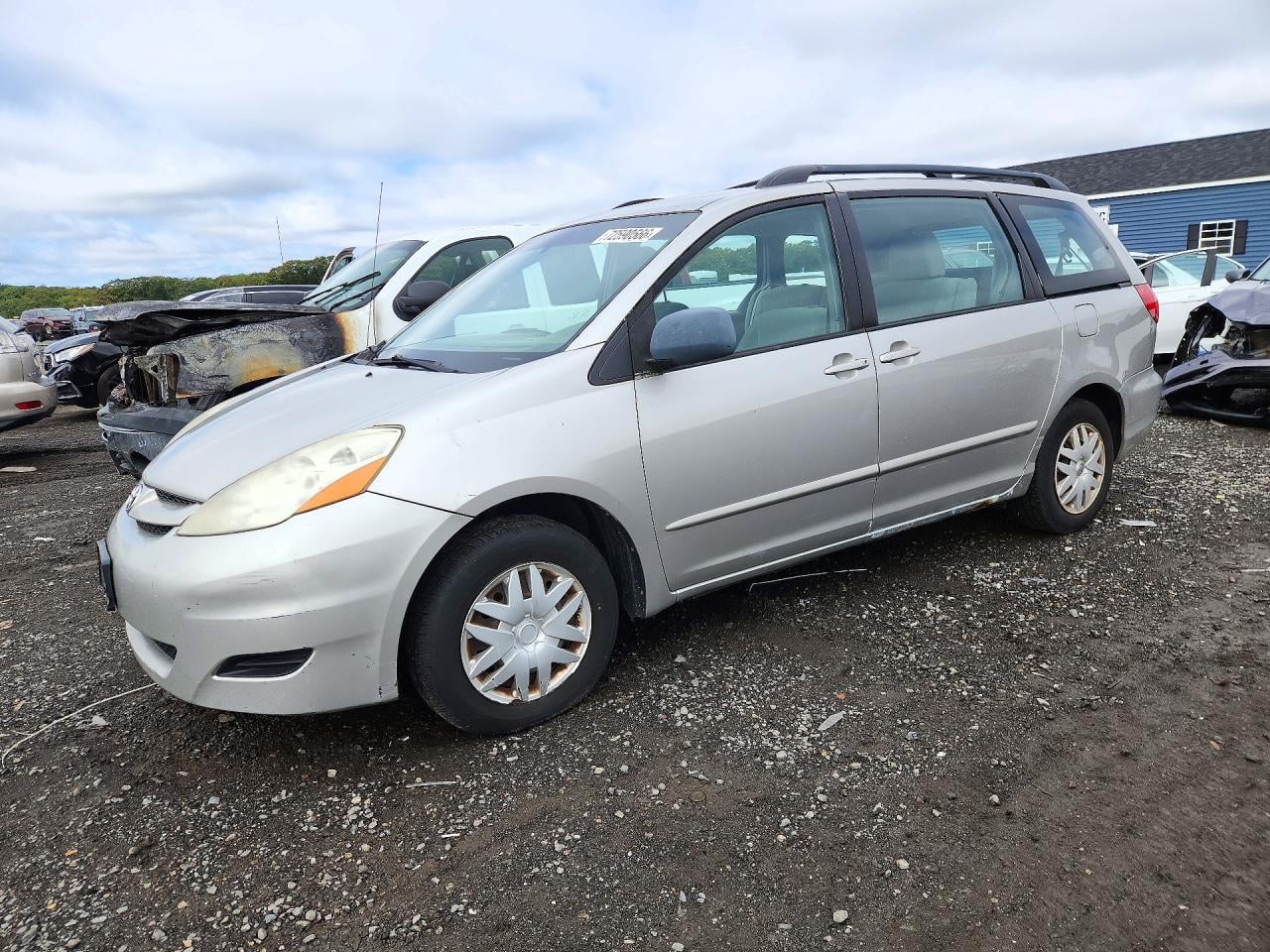2010 TOYOTA SIENNA CE 7-PASSENGER | 5TDKK4CC7AS325727 | UPCARS