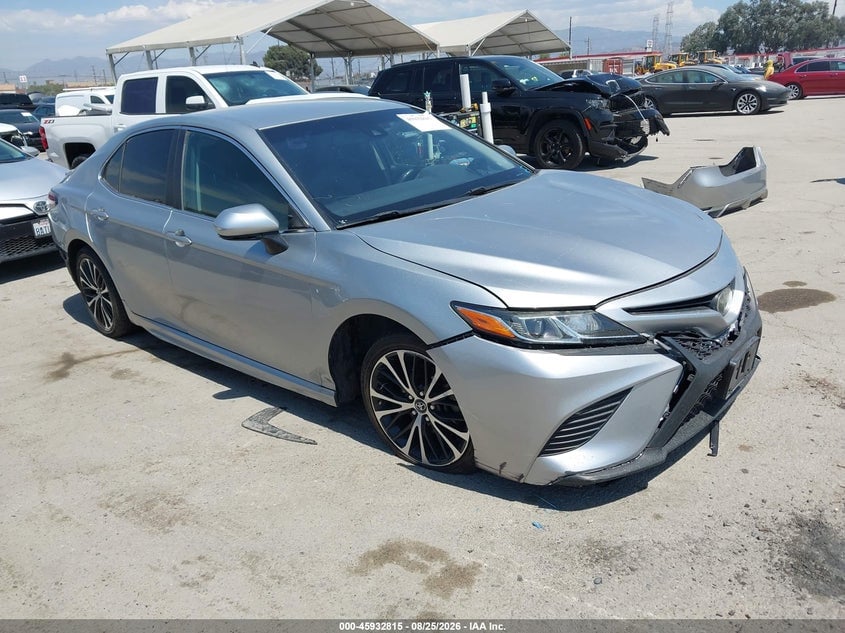 2018 TOYOTA CAMRY SE | 4T1B11HK3JU021660 | UPCARS