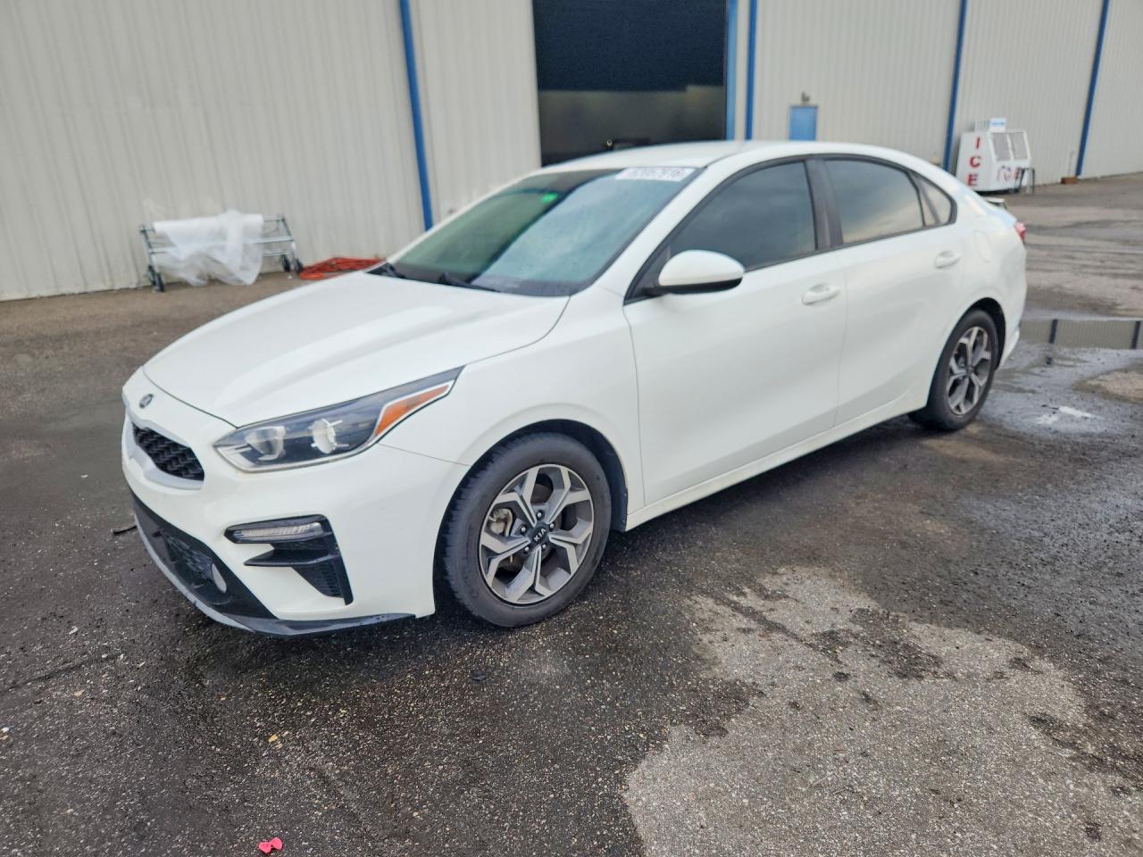 2019 KIA FORTE LXS | 3KPF24AD4KE071919 | UPCARS