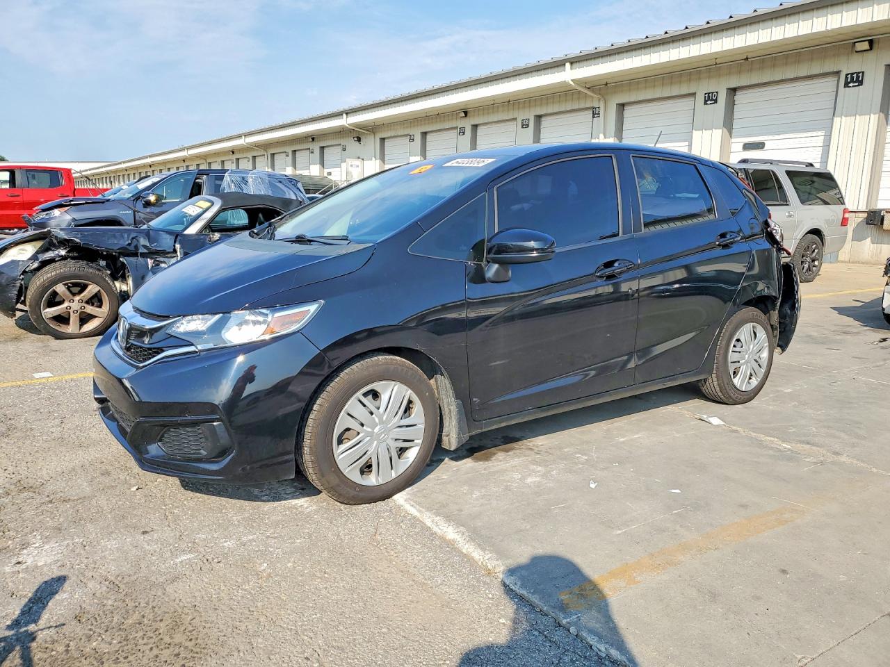 2018 HONDA FIT LX | 3HGGK5H41JM736555 | UPCARS