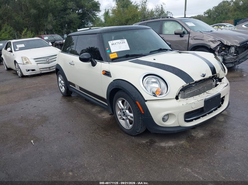 2013 MINI HARDTOP COOPER | WMWSU3C50DT682675 | UPCARS