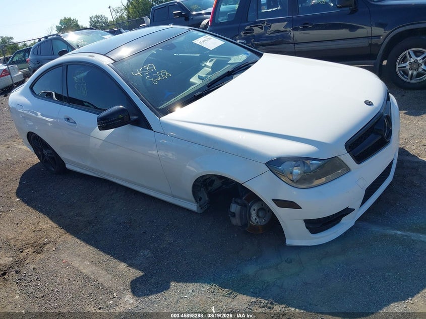 2015 MERCEDES-BENZ C 250 | WDDGJ4HB5FG392648 | UPCARS