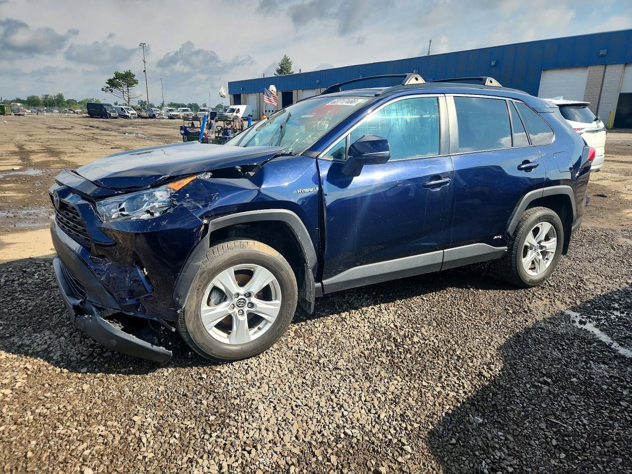 2020 TOYOTA RAV4 XLE | 4T3RWRFV5LU001755 | UPCARS