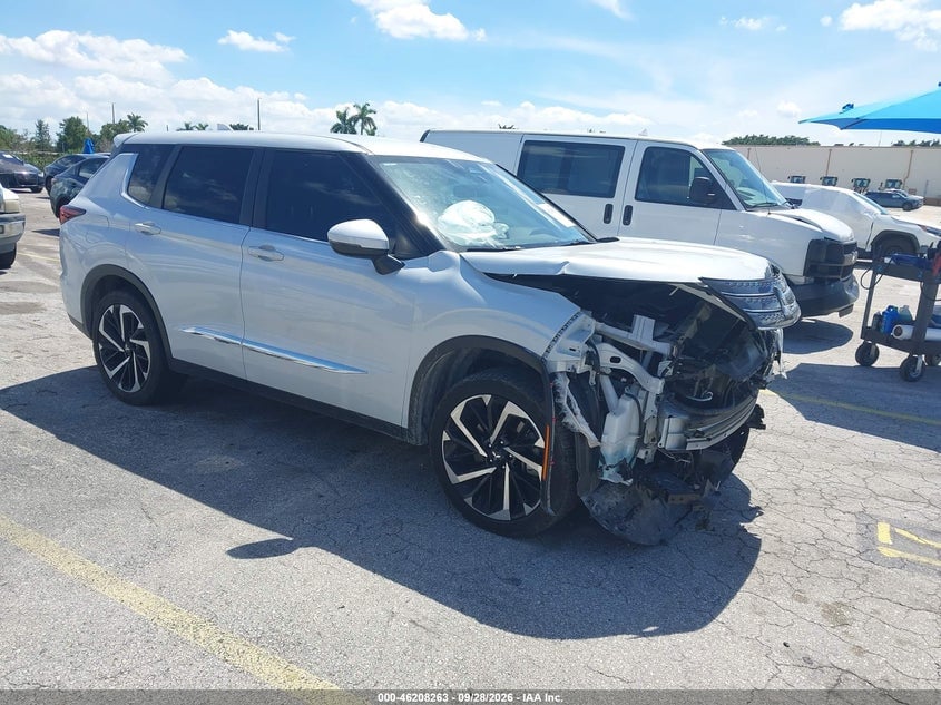 2022 MITSUBISHI OUTLANDER ES 2.5 2WD | JA4J3TA8XNZ032758 | UPCARS