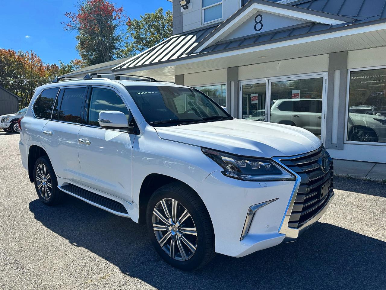 2017 LEXUS LX 570 | JTJHY7AX9H4249978 | UPCARS