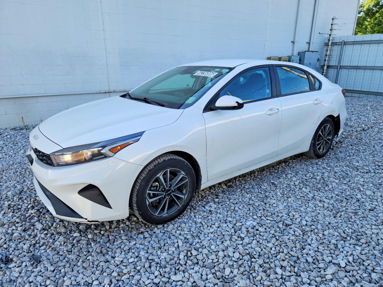 2024 KIA FORTE LXS | 3KPF24AD1RE757958 | UPCARS