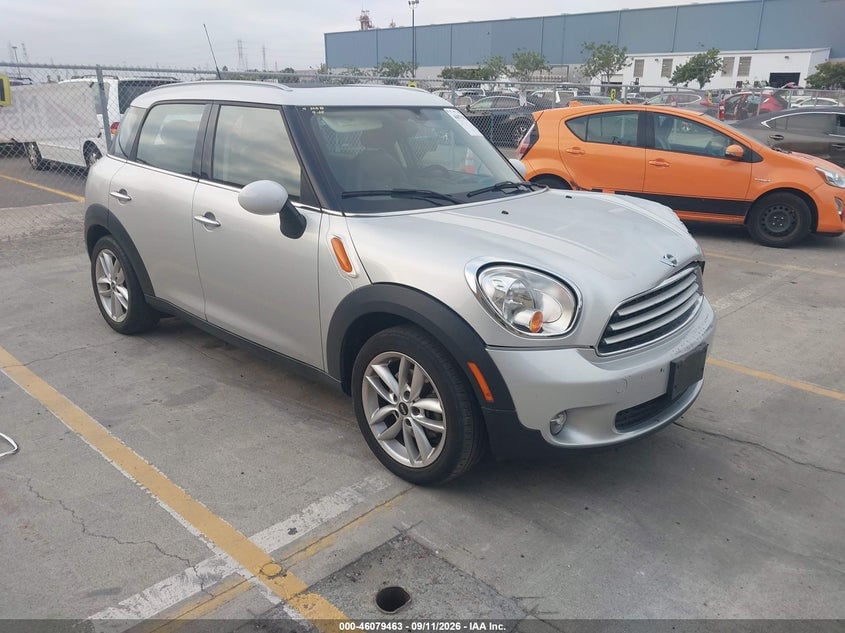 2013 MINI COUNTRYMAN COOPER | WMWZB3C51DWM09392 | UPCARS