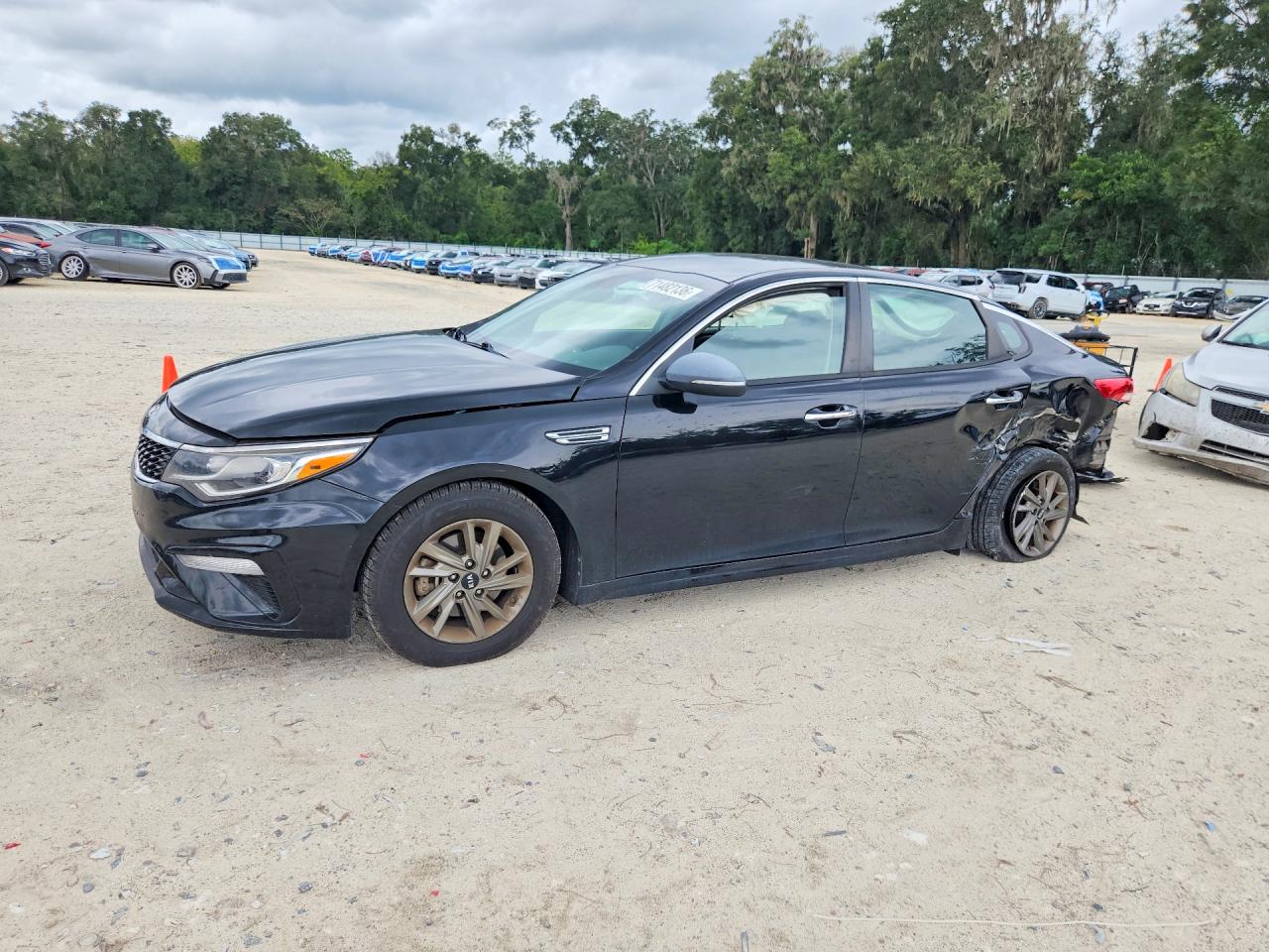 2019 KIA OPTIMA LX | 5XXGT4L33KG332678 | UPCARS