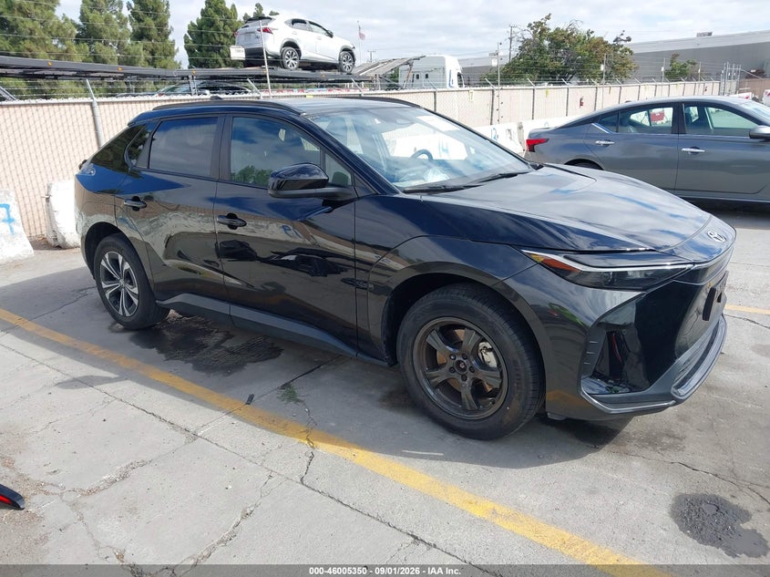 2024 TOYOTA BZ4 XLE | JTMAAAAA4RA033508 | UPCARS