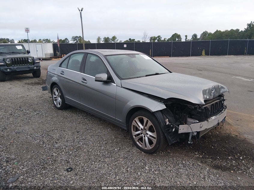 2014 MERCEDES-BENZ C 300 LUXURY 4MATIC | WDDGF8AB3EA943261 | UPCARS