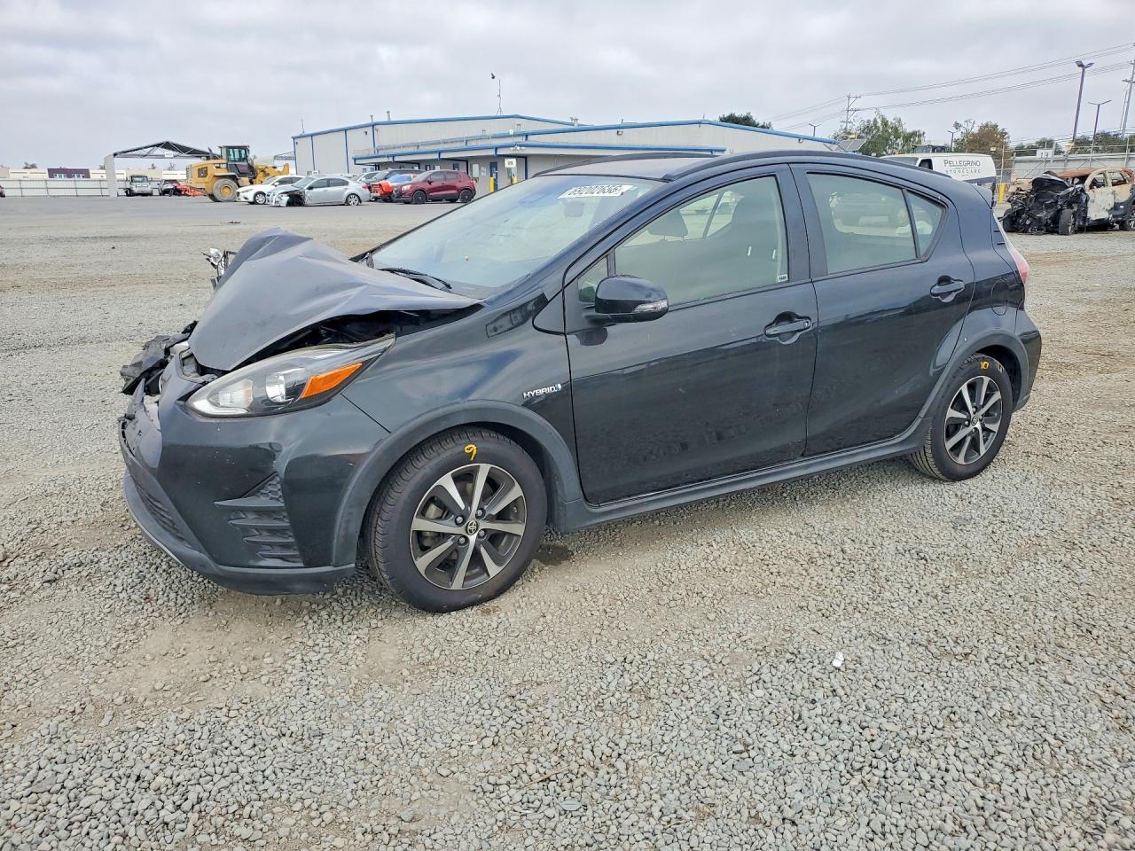 2018 TOYOTA PRIUS THREE | JTDKDTB34J1605141 | UPCARS