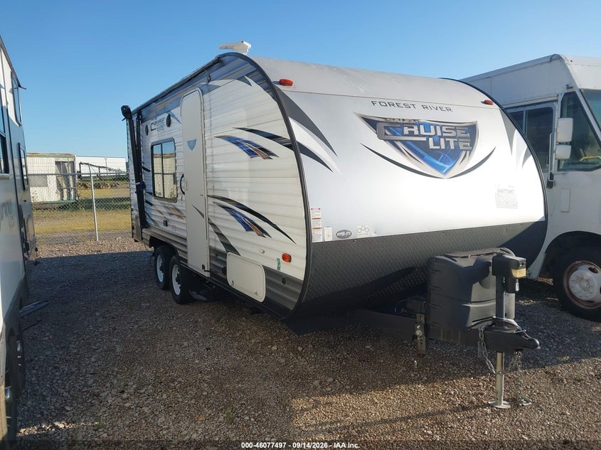 2017 FOREST RIVER SALEM CRUISE LITE 171RBXL TRAVEL TRAILER | 4X4TSM722H7413914 | UPCARS