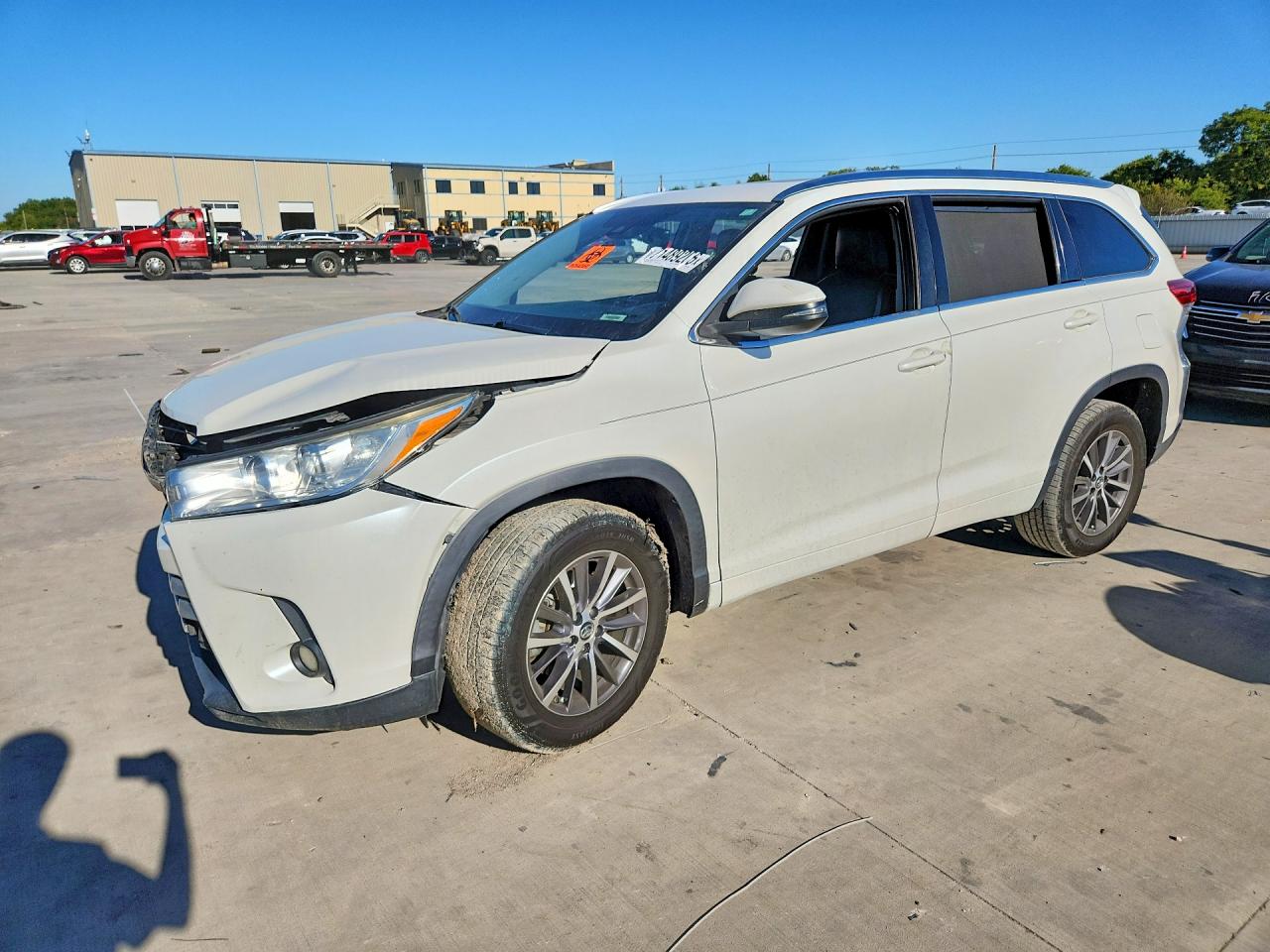 2018 TOYOTA HIGHLANDER XLE | 5TDKZRFH4JS533094 | UPCARS
