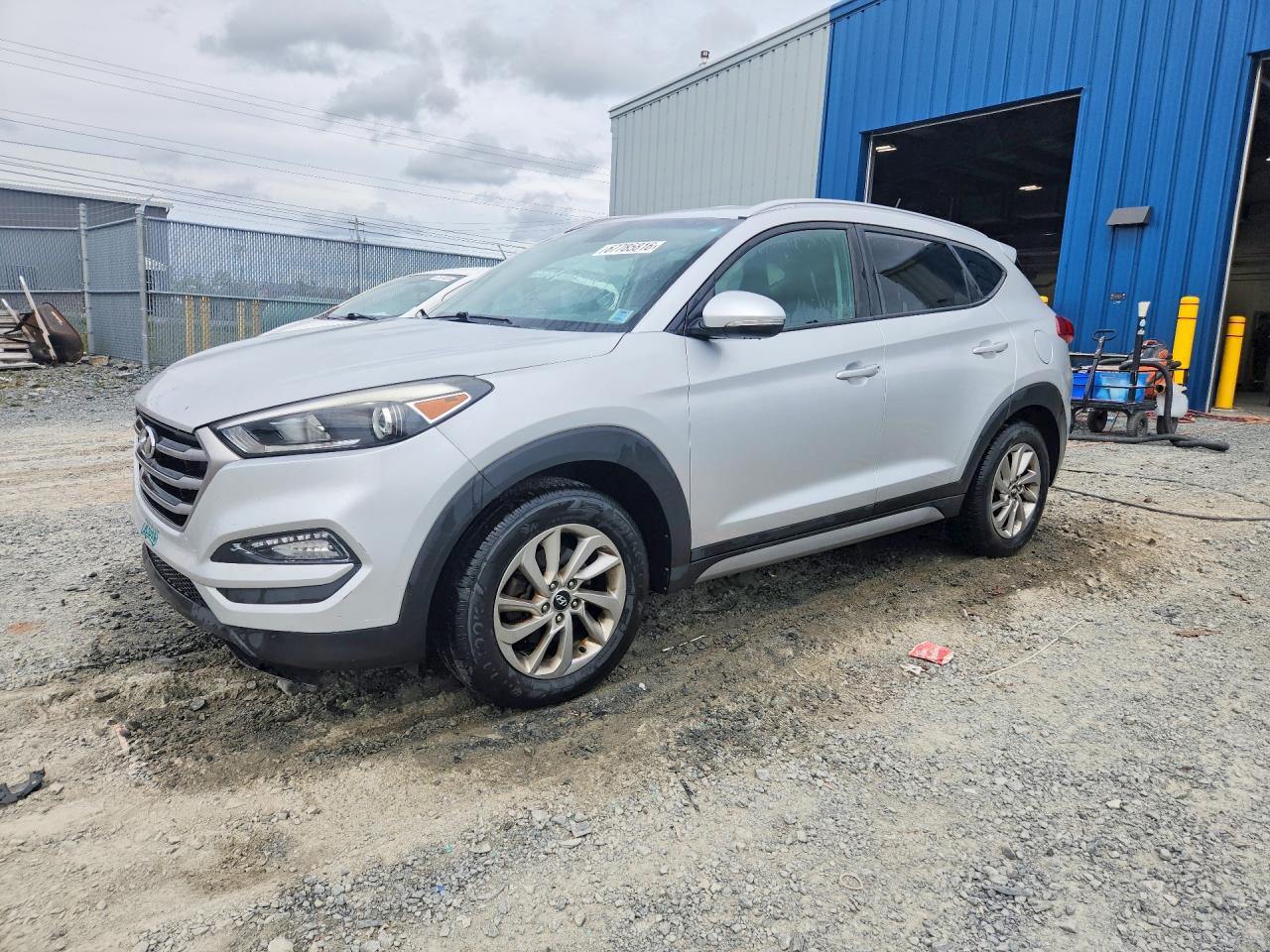 2017 HYUNDAI TUCSON SE | KM8J3CA42HU284813 | UPCARS