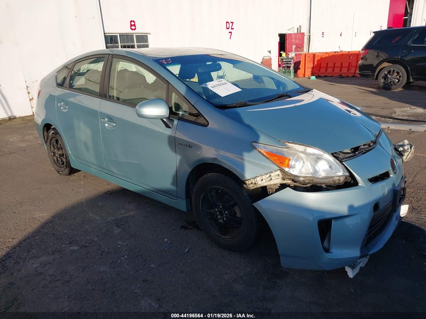 2015 TOYOTA PRIUS FOUR | JTDKN3DU8F1955978 | UPCARS