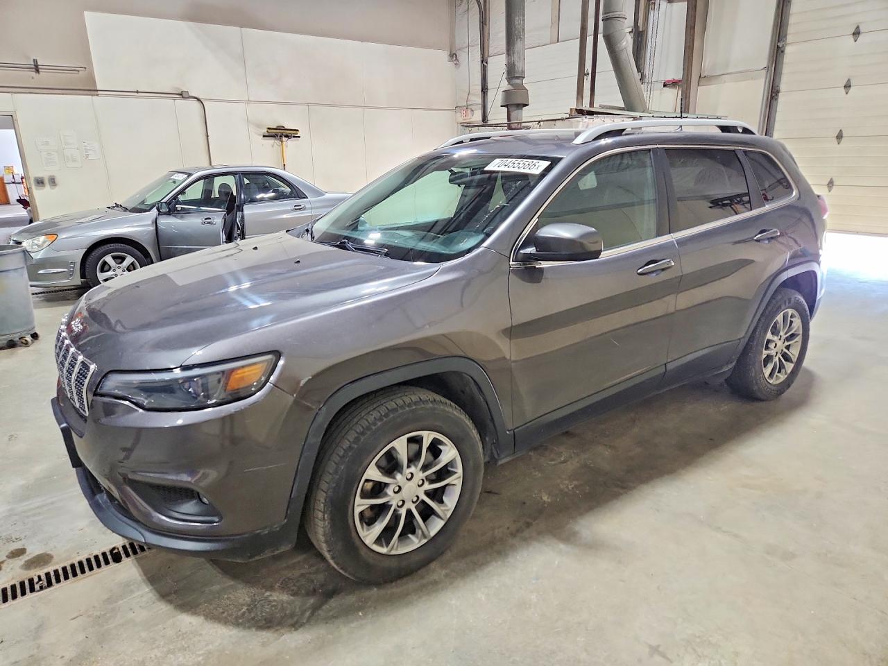 2019 JEEP CHEROKEE LATITUDE PLUS | 1C4PJMLB8KD194708 | UPCARS