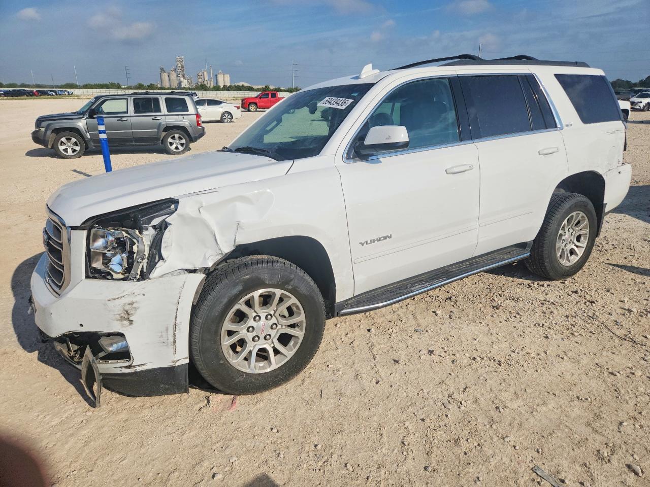 2019 GMC YUKON SLT | 1GKS1BKC4KR144629 | UPCARS