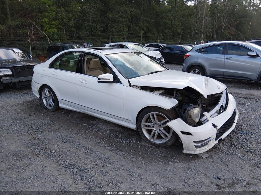 2013 MERCEDES-BENZ C 250 SPORT | WDDGF4HB7DA854130 | UPCARS