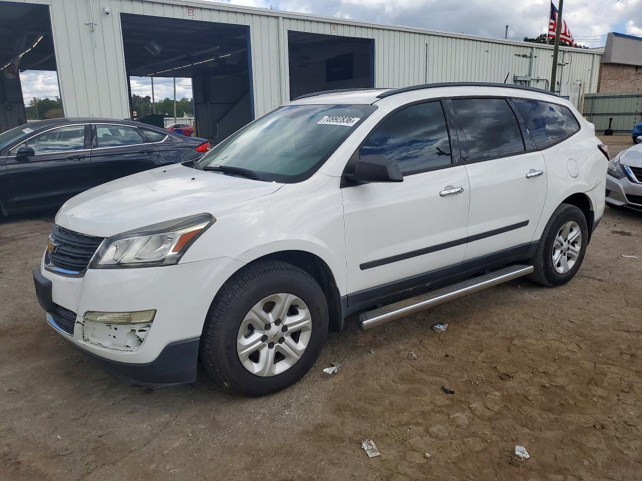 2016 CHEVROLET TRAVERSE LS | 1GNKRFKD4GJ216947 | UPCARS