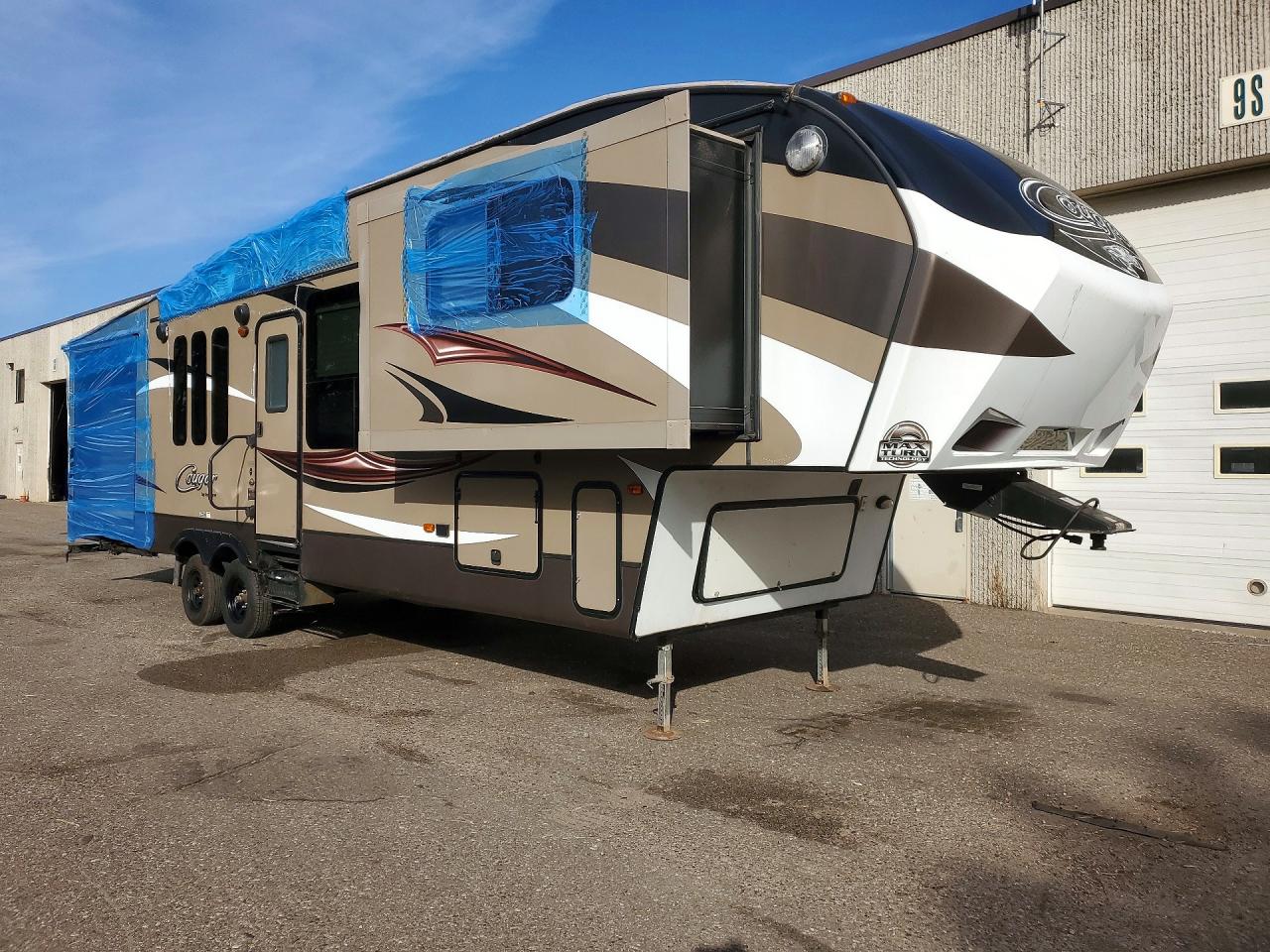 2015 KEYSTONE RV COUGAR KEYSTONE  CAMPER | 4YDF33727F2506669 | UPCARS