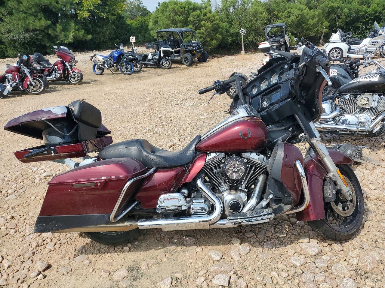 2015 HARLEY-DAVIDSON FL STREET GLIDE | 1HD1KBM14FB629639 | UPCARS
