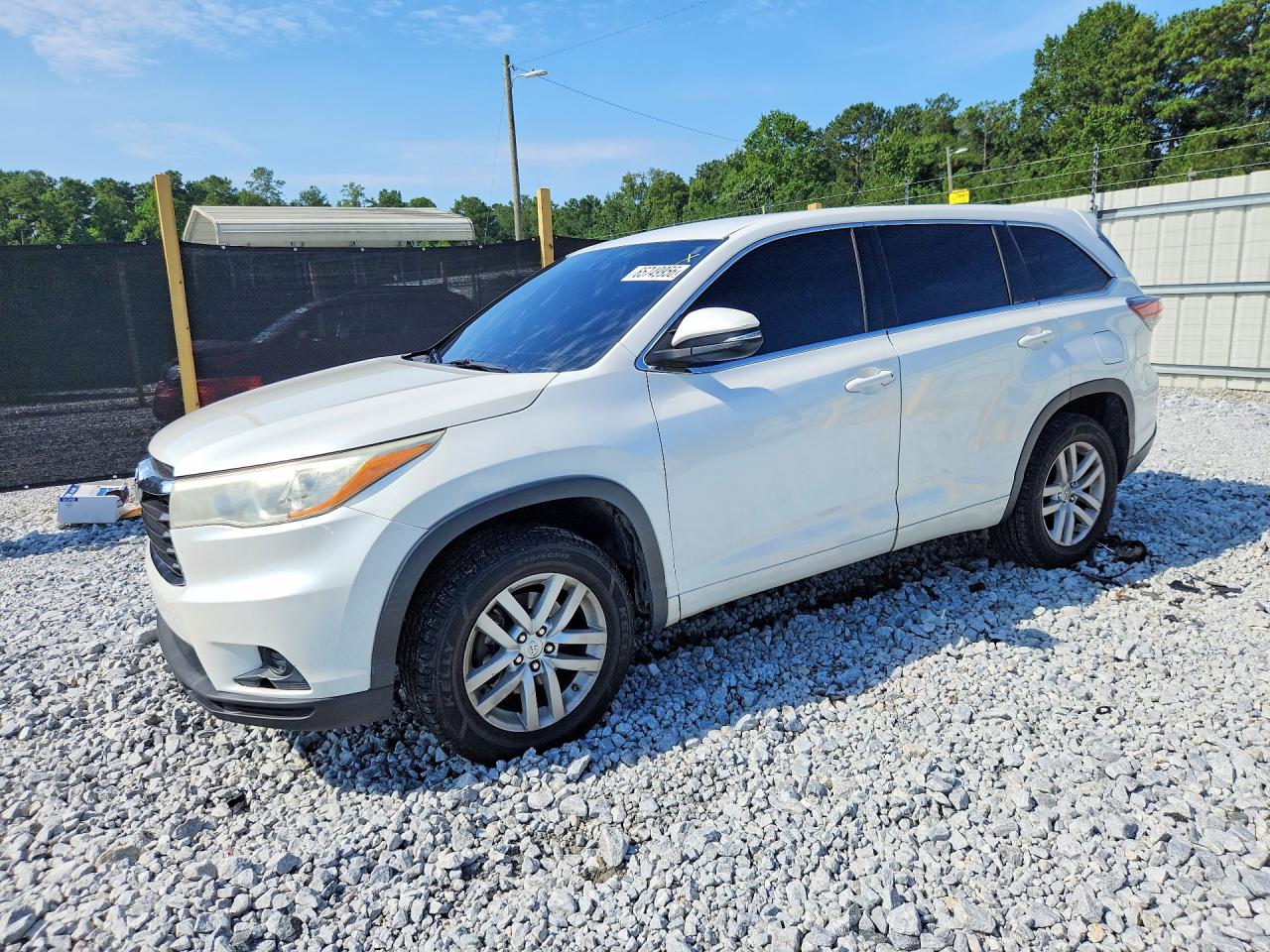 2015 TOYOTA HIGHLANDER LE | 5TDZKRFH5FS052989 | UPCARS