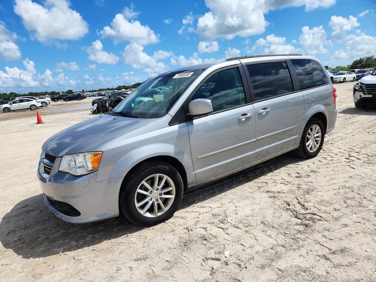 2015 DODGE CARAVAN SXT | 2C4RDGCG3FR591811 | UPCARS