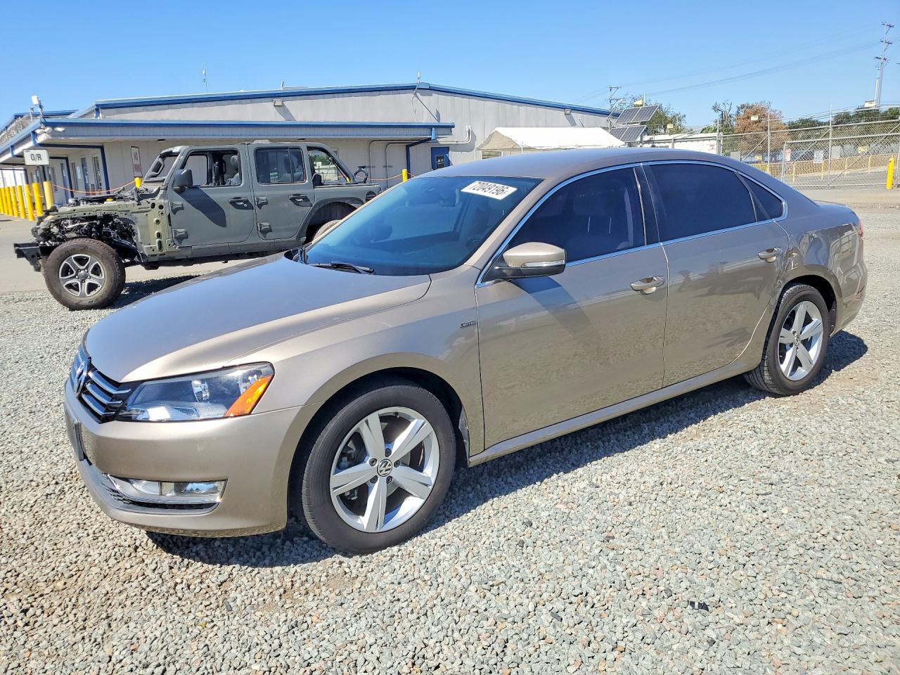 2015 VOLKSWAGEN PASSAT S | 1VWAT7A34FC116982 | UPCARS