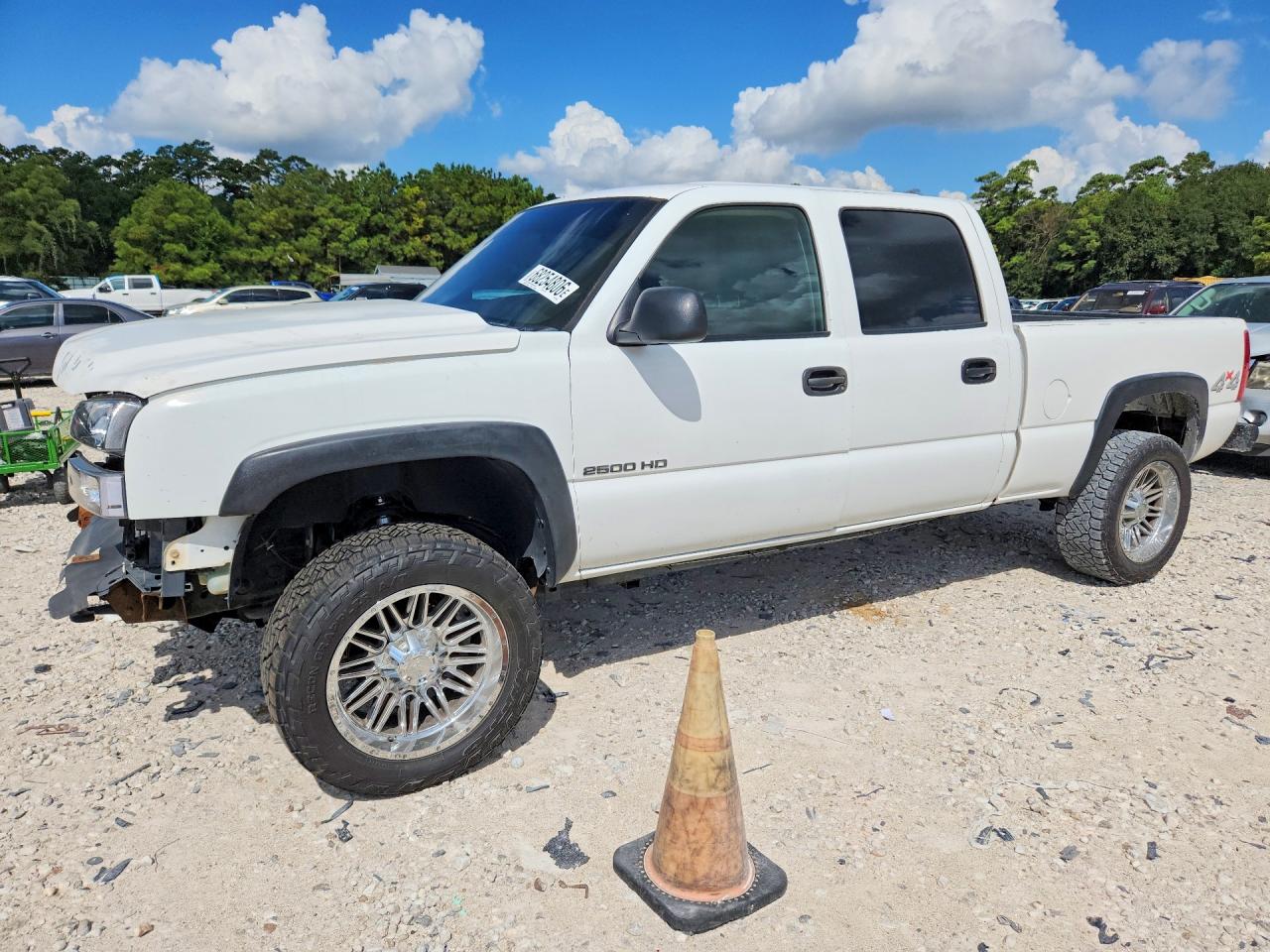 2006 CHEVROLET SILVERADO K2500 HEAVY DUTY | 1GCHK23U96F186344 | UPCARS