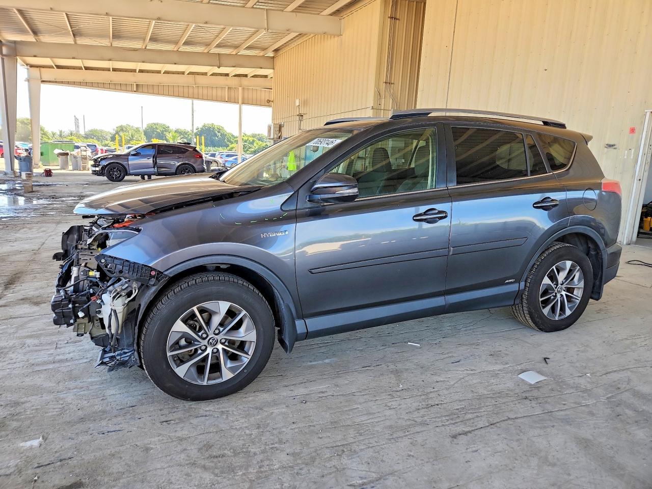 2017 TOYOTA RAV4 XLE | JTMRJREV5HD070272 | UPCARS