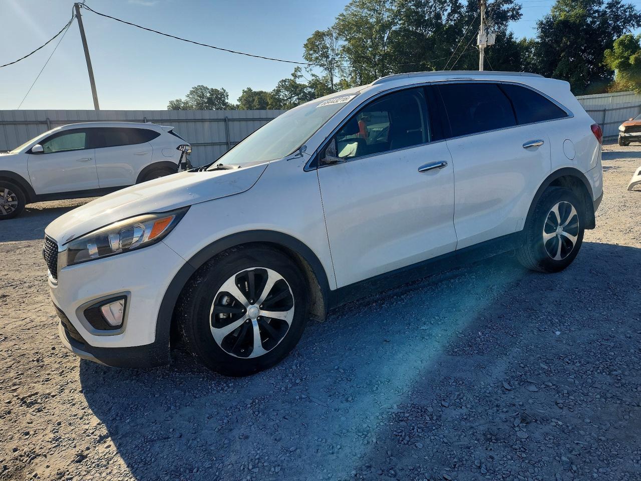 2018 KIA SORENTO EX | 5XYPH4A56JG410628 | UPCARS