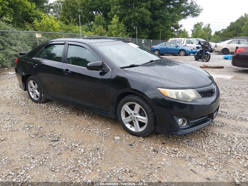 2014 TOYOTA CAMRY SE | 4T1BF1FK2EU761808 | UPCARS