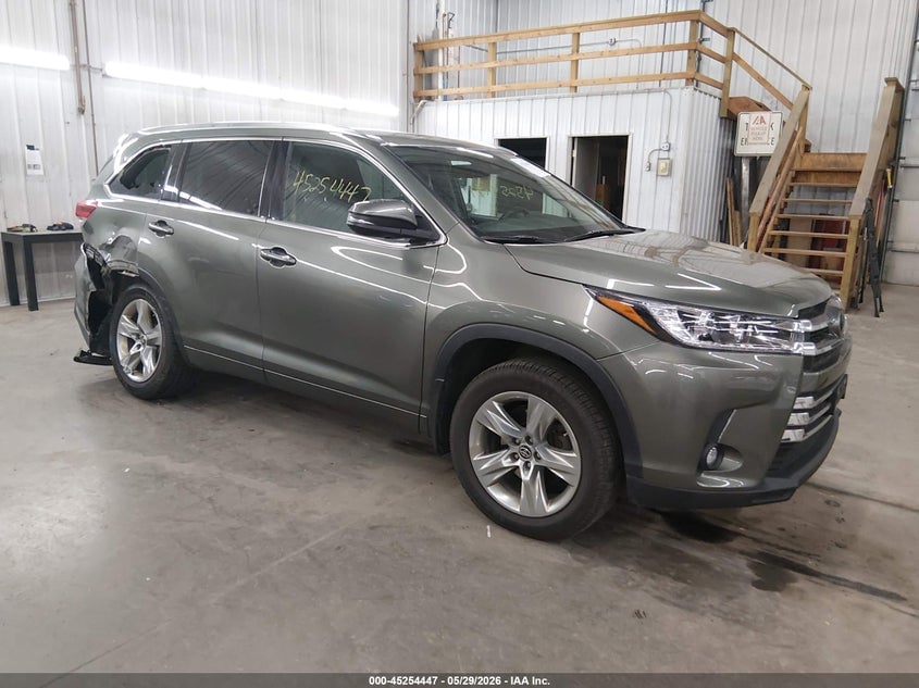 2019 TOYOTA HIGHLANDER LIMITED | 5TDDZRFH5KS976638 | UPCARS