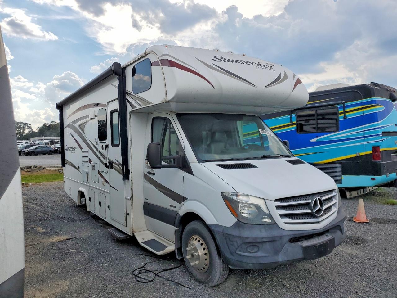 2018 FORESRIVER SUNSEEKER | WDAPF4CC6G9692218 | UPCARS