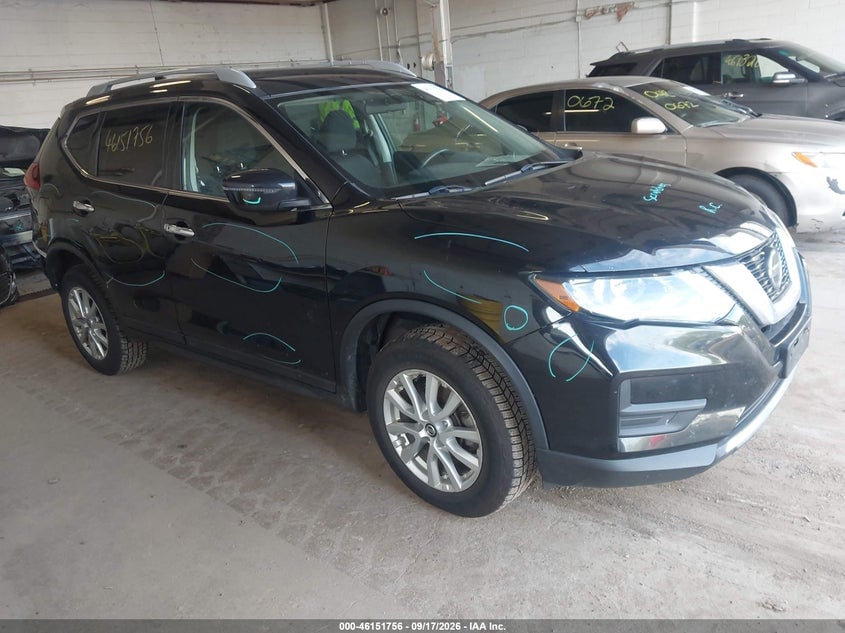 2018 NISSAN ROGUE SV | 5N1AT2MV5JC715106 | UPCARS