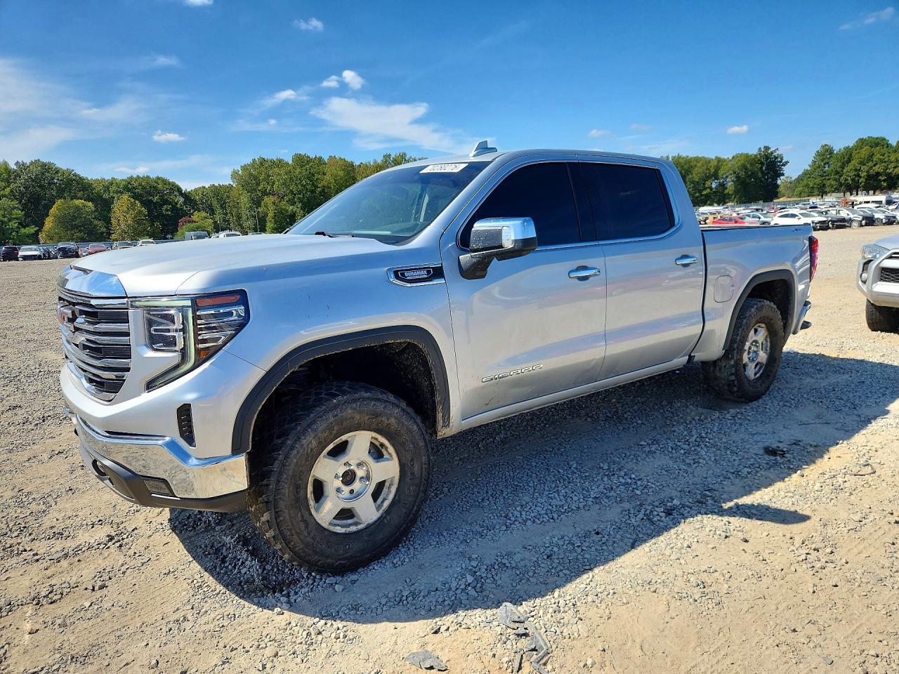 2022 GMC SIERRA K1500 SLT | 1GTUUDET0NZ573290 | UPCARS