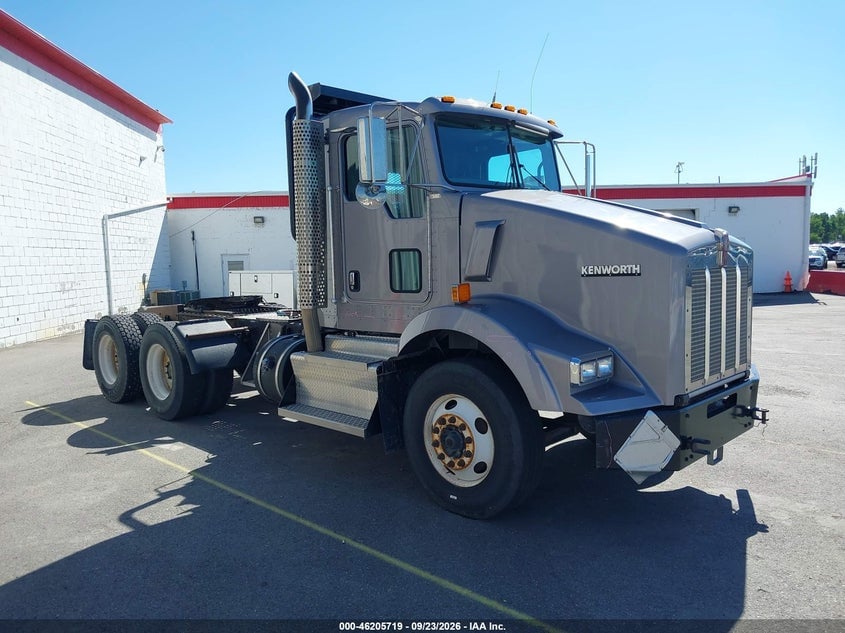 2013 KENWORTH CONSTRUCTION T800 | 1NKDLP9X1DJ353587 | UPCARS