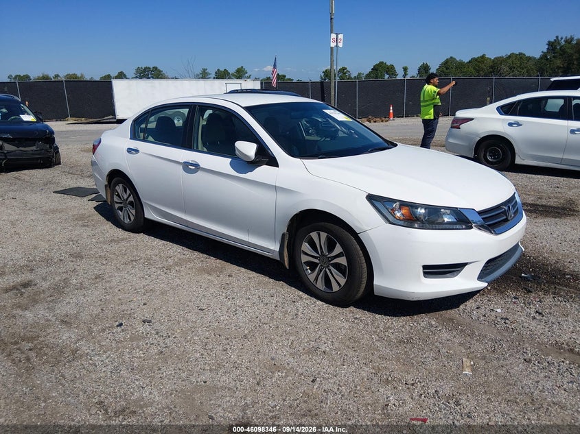 2015 HONDA ACCORD LX | 1HGCR2F31FA167276 | UPCARS