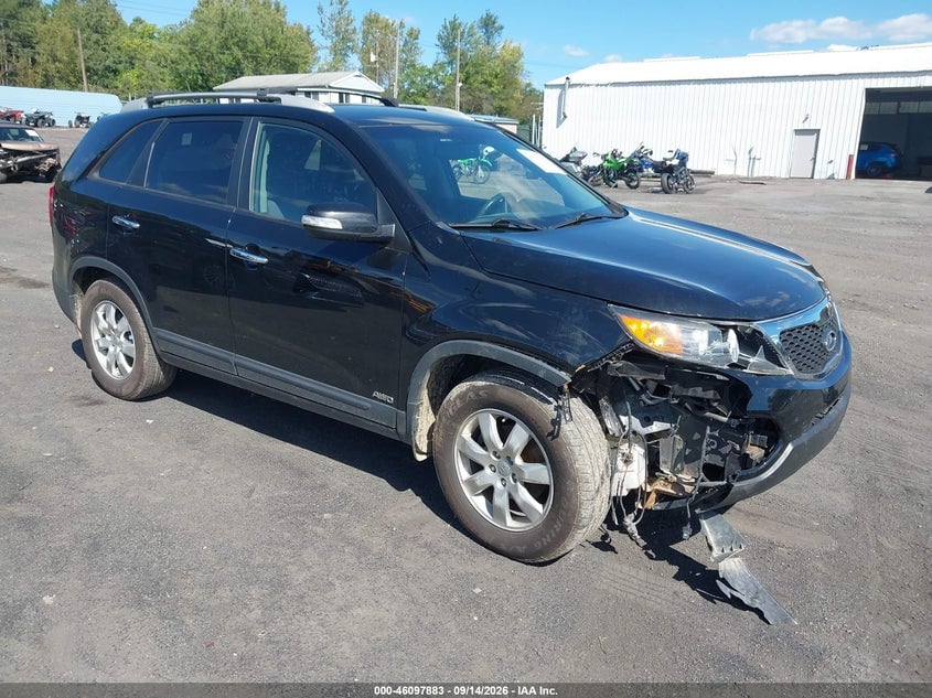 2012 KIA SORENTO LX | 5XYKTDA67CG291329 | UPCARS