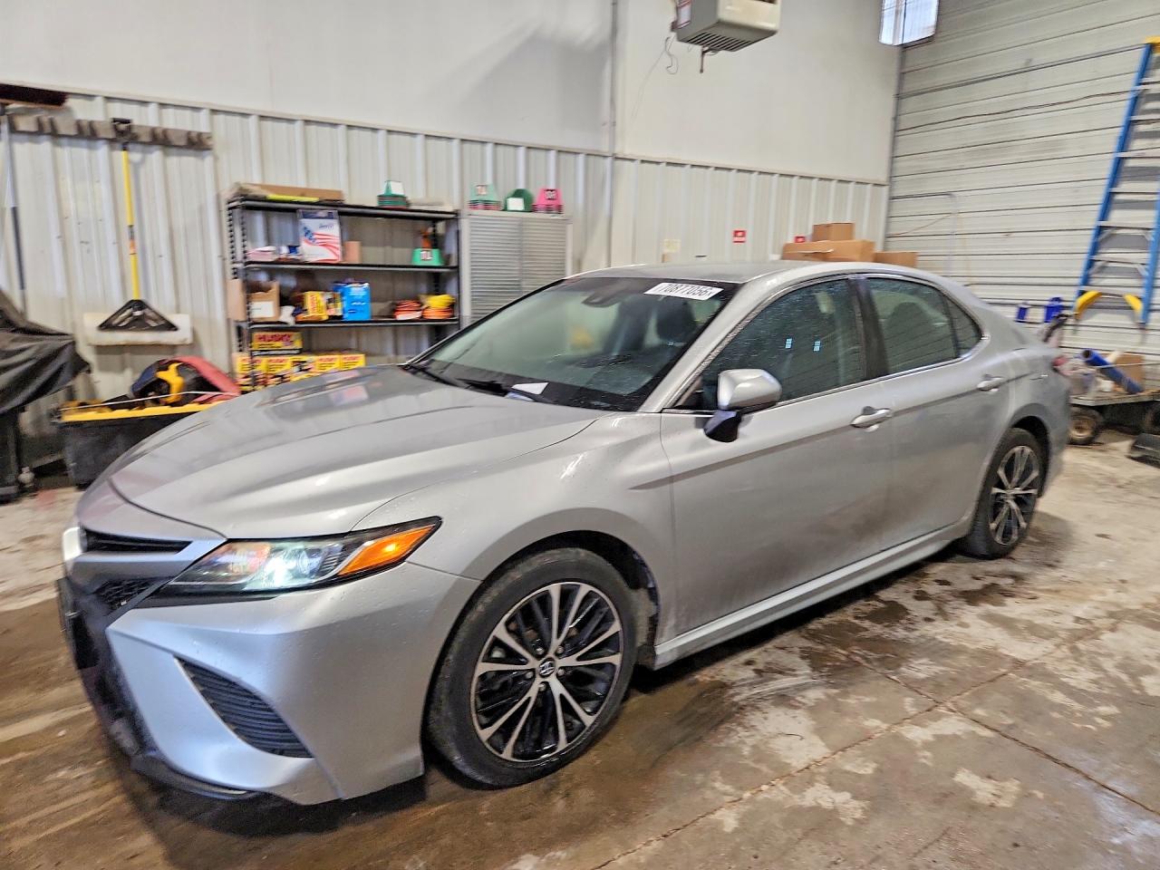 2018 TOYOTA CAMRY SE | 4T1B11HK3JU071975 | UPCARS