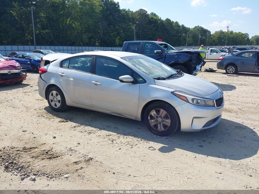 2017 KIA FORTE LX | 3KPFK4A76HE104311 | UPCARS