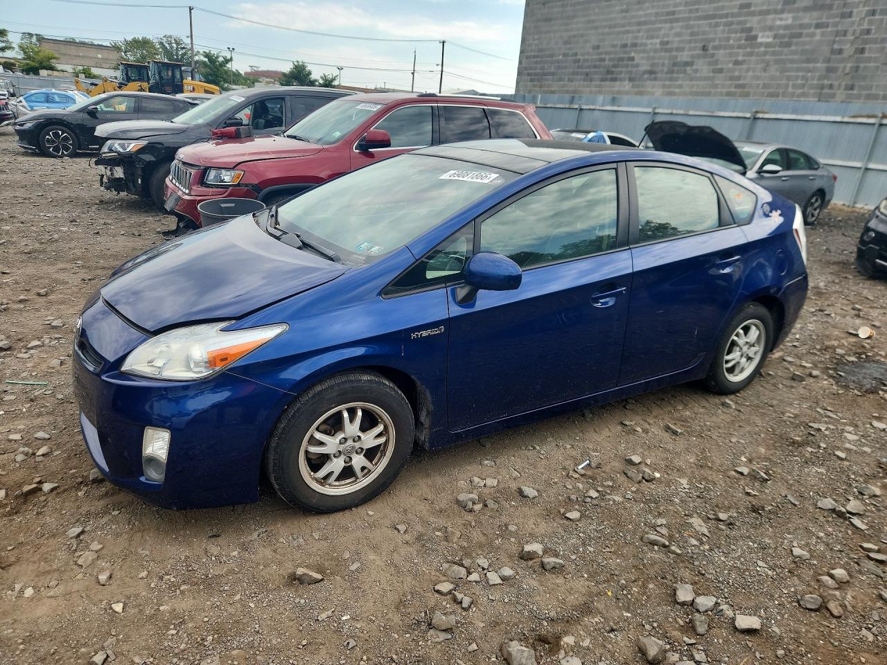 2011 TOYOTA PRIUS FOUR | JTDKN3DU7B0287087 | UPCARS