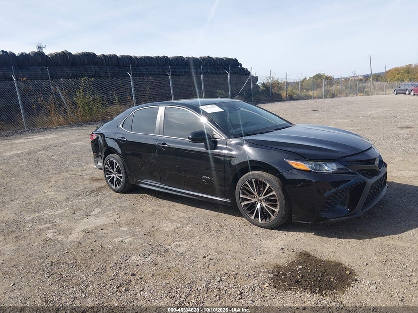 2018 TOYOTA CAMRY SE | 4T1B11HK0JU026136 | UPCARS