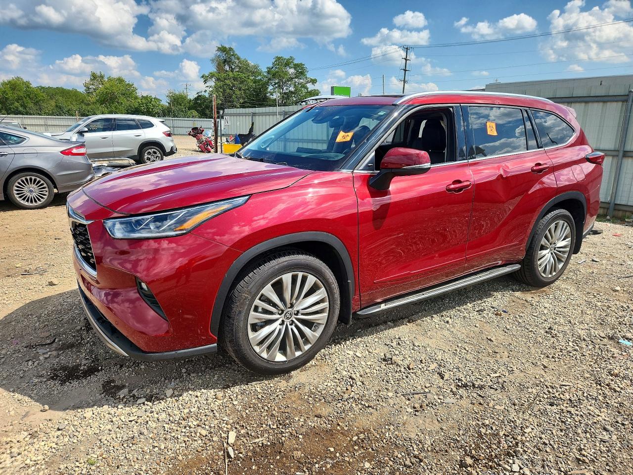 2022 TOYOTA HIGHLANDER PLATINUM | 5TDFZRBH0NS193813 | UPCARS