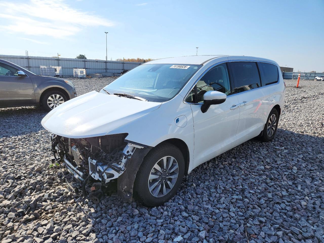 2023 CHRYSLER PACIFICA HYBRID TOURING L | 2C4RC1L71PR614228 | UPCARS